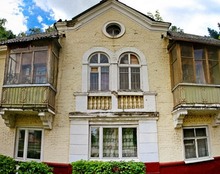 Старый дом на улице Новая В Железнодорожном